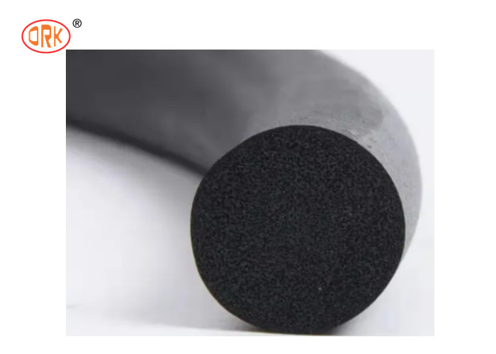 ผู้ผลิต สีดํา EPDM ซิลิโคนฟองยาง สปองจ์ สริป O แหวน สายยาง